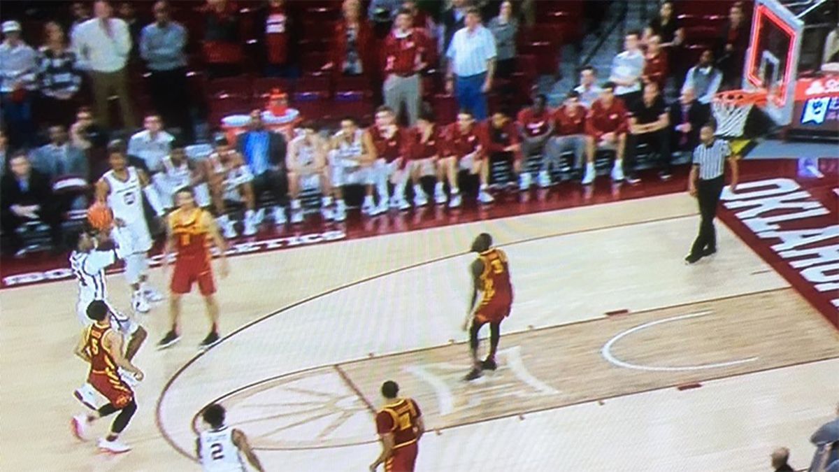 Iowa State-Oklahoma Bad Beat: OU’s Buzzer-Beater Shouldn’t Have Counted article feature image