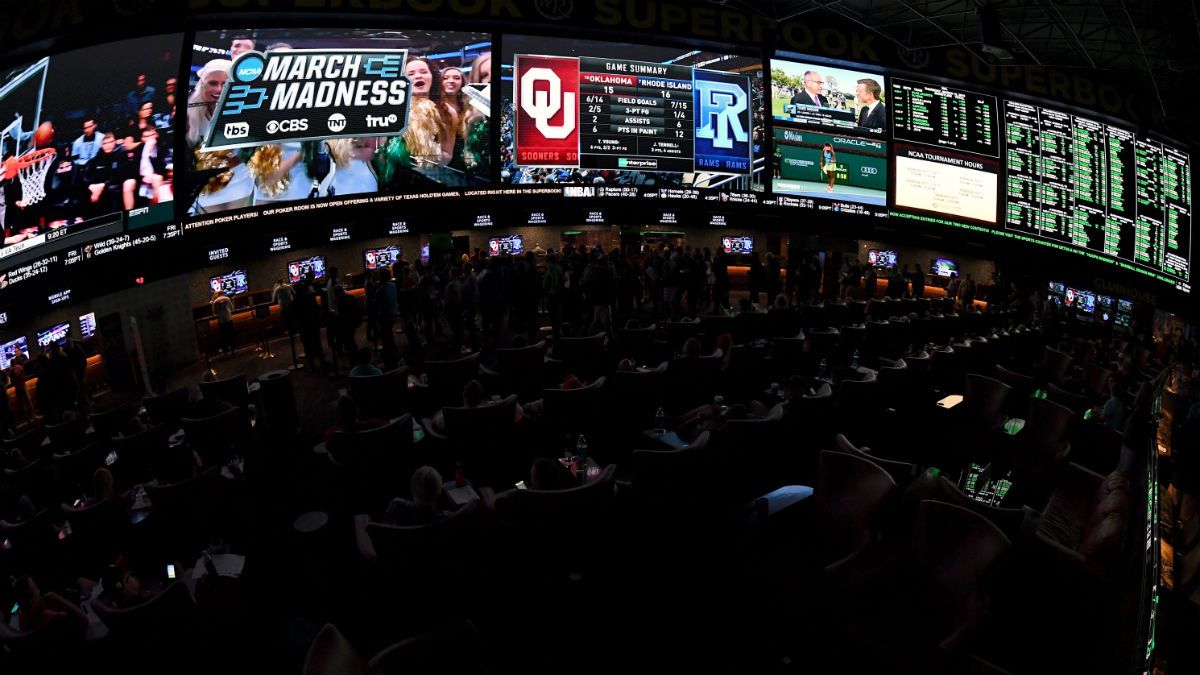 2020 College Basketball Betting Power Ratings article feature image