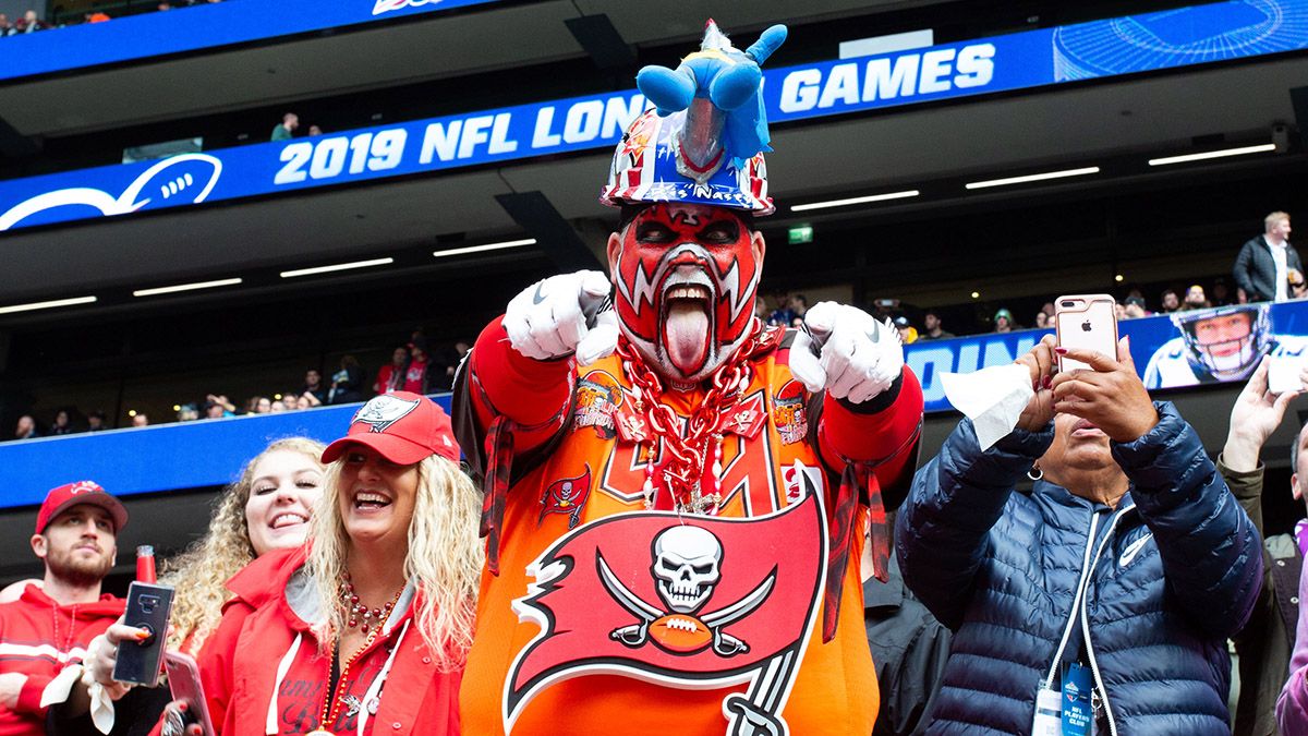 Tom Brady & Buccaneers Odds & Promotions: Get Boosted Odds on Tampa Bay to Win Super Bowl & More article feature image