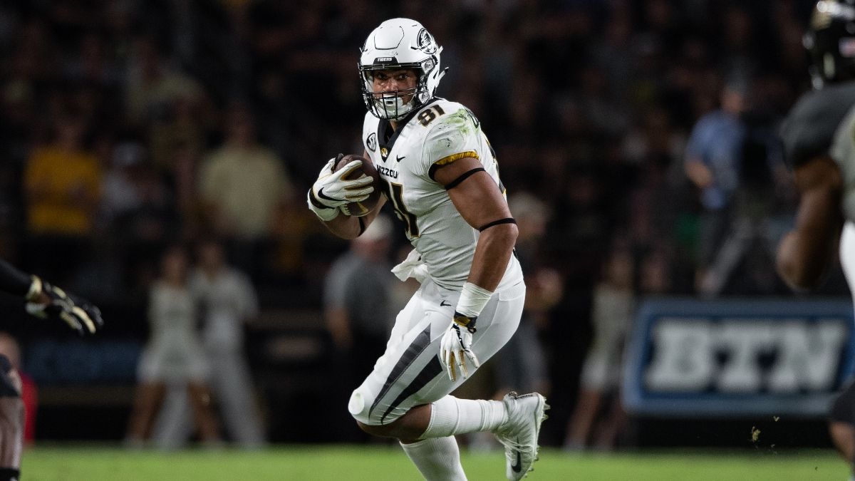 2020 NFL Draft Best Bets: Our Staff’s Favorite Longshot Picks for Round 1 article feature image