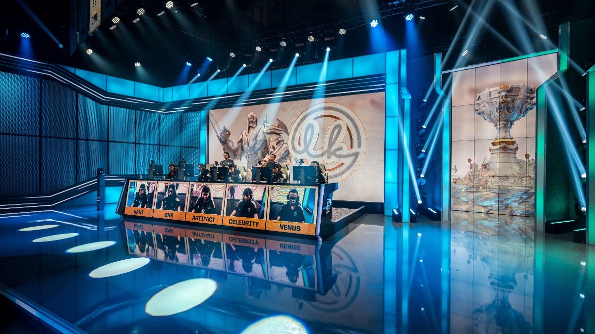 LOL Betting Odds and Picks: LEC and LCS Playoffs Betting Preview (April 10-11) article feature image