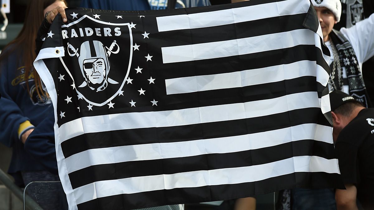 Las Vegas Raiders Gear Now on Sale: First Look at Raiders Official Hat article feature image