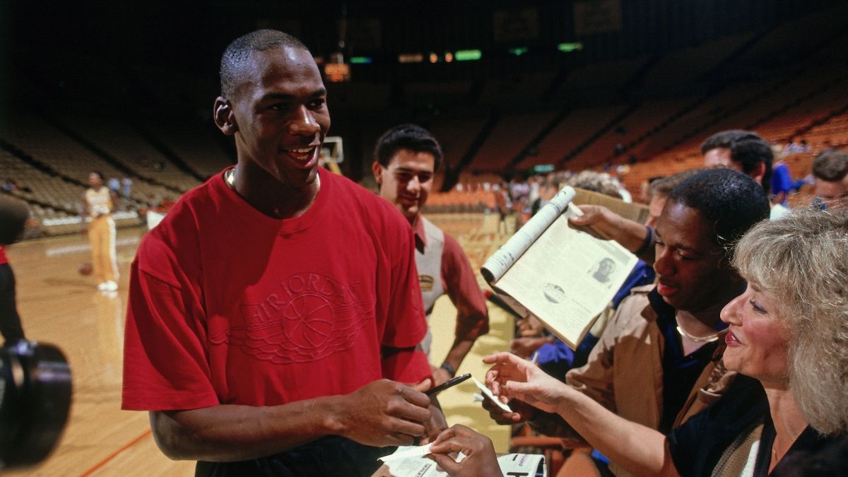 The Story Behind the Michael Jordan Love Letter That’s Up for Auction article feature image