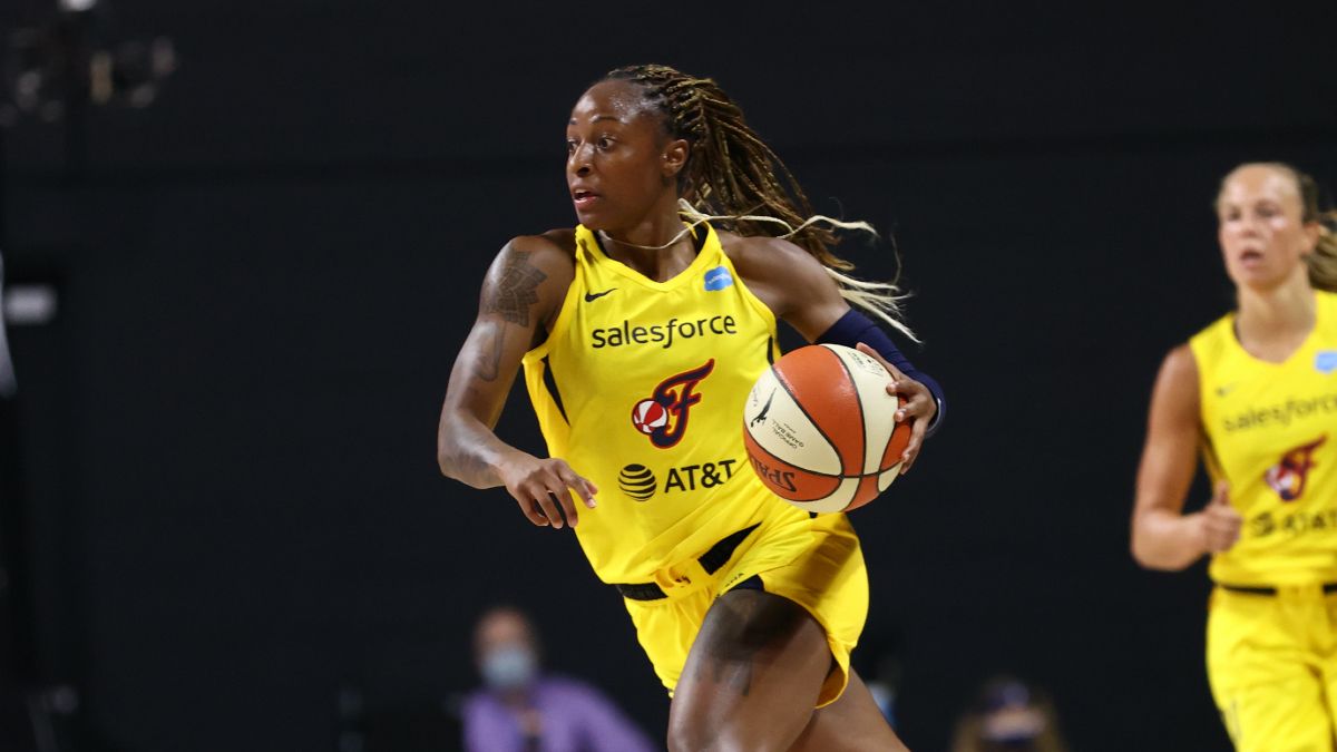 WNBA Odds, Picks & Predictions: Fever vs. Wings (Friday, July 31) article feature image