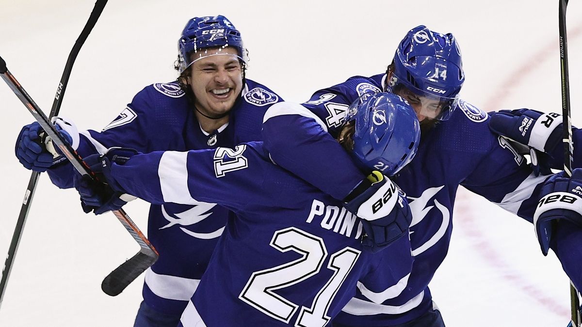Thursday NHL Betting Odds, Picks and Predictions: Blue Jackets vs. Lightning Game 2 Preview (August 13) article feature image
