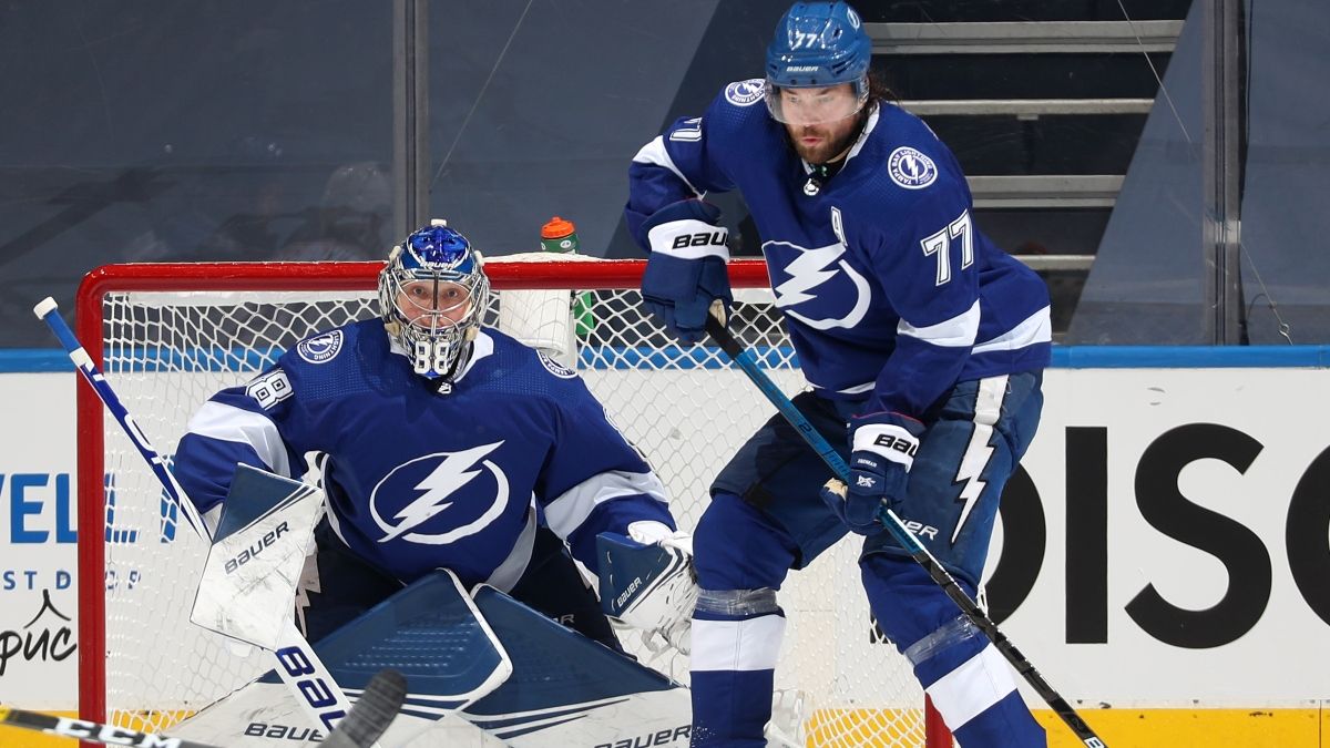 Monday NHL Odds, Picks & Predictions Lightning vs. Blue Jackets Game 4 (Aug. 17)
