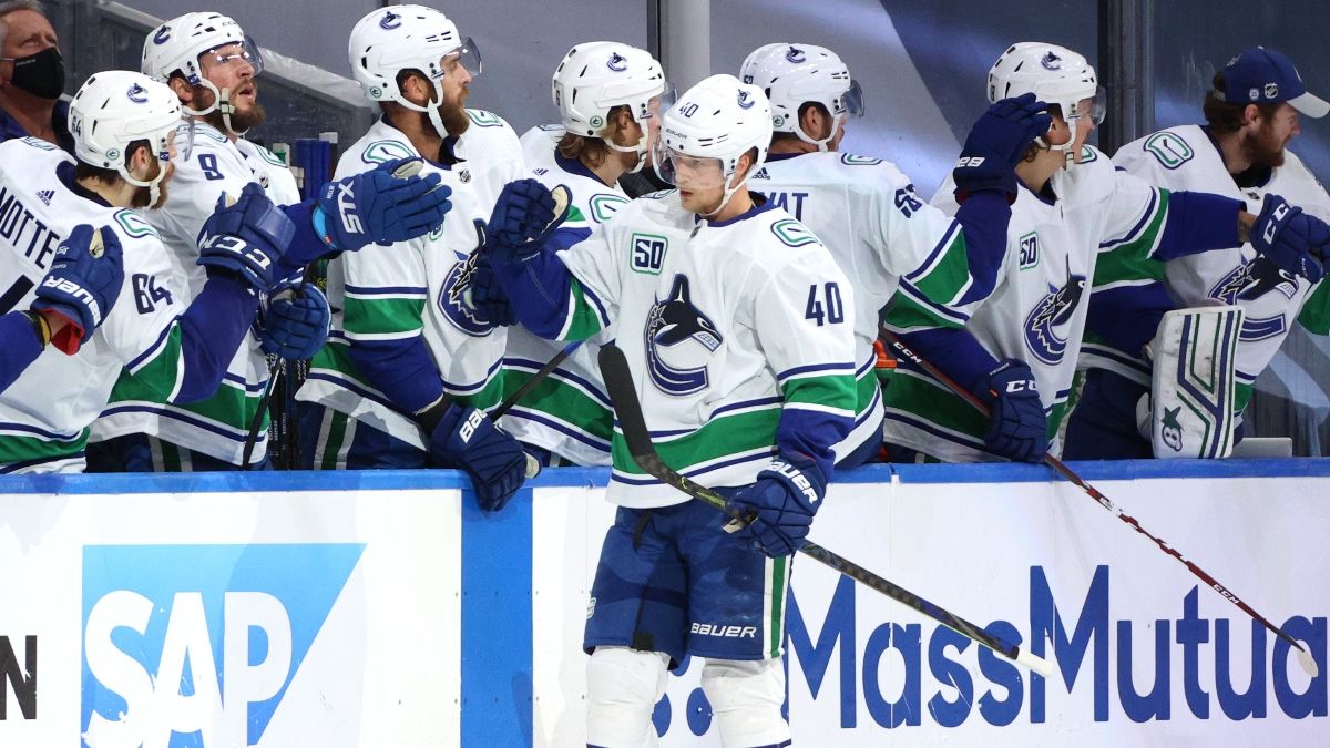 NHL Odds, Pick & Preview: Canucks vs. Sharks (Dec. 16) article feature image