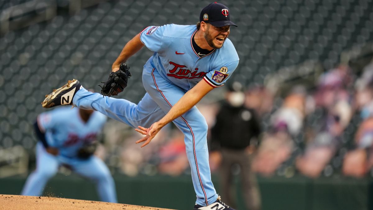 Friday MLB Odds, Betting Picks & Predictions: Minnesota Twins vs. Chicago Cubs (Sept. 18) article feature image