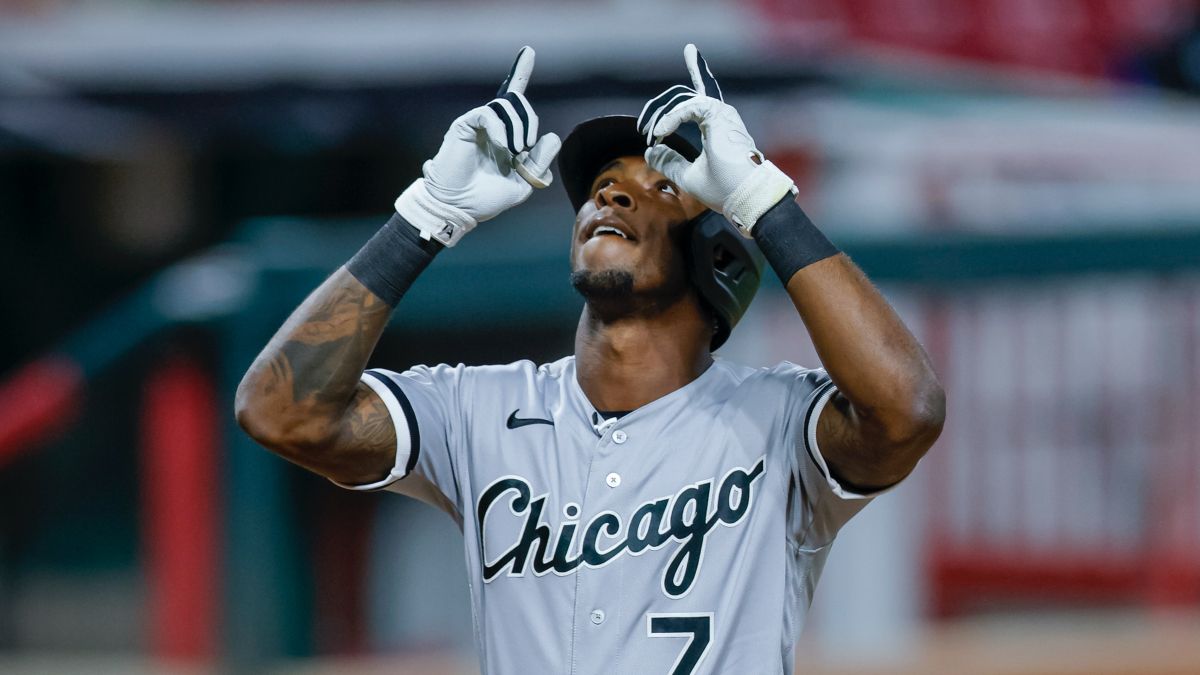 Saturday MLB Odds, Picks & Predictions: Chicago Cubs vs. Chicago White Sox (Sept. 26) article feature image