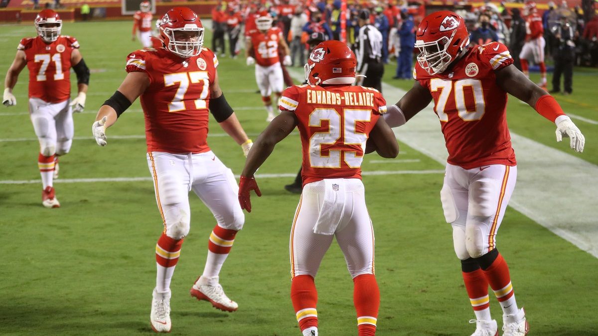 Chiefs vs. Chargers Odds & Opening Line: Kansas City a Growing Favorite for Week 2 (Sept. 20) article feature image