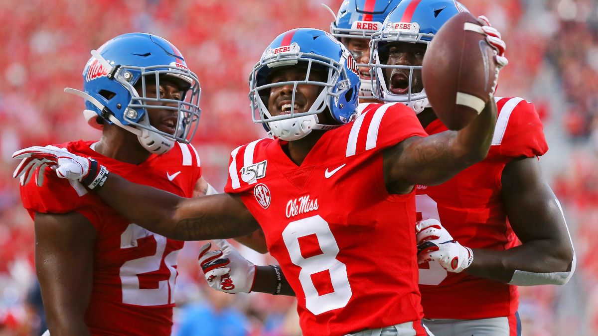 College Football Bowl Game Opt-Outs Tracker: No Elijah Moore for Ole Miss article feature image