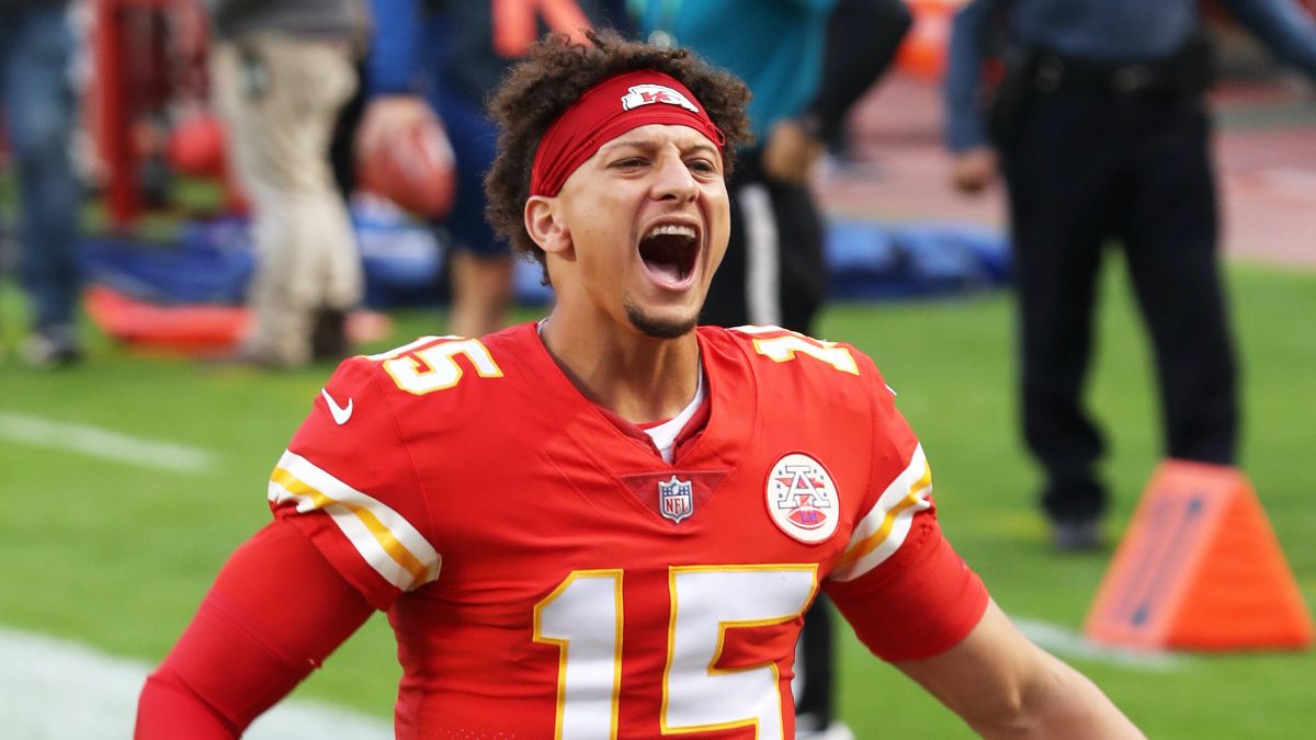 Chiefs-Bills MNF Promo: Bet $20, Win $88 if Patrick Mahomes Throws for at Least 8 Yards article feature image