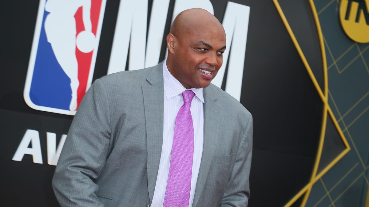 Charles Barkley Says He Lost $100K on Falcons’ Super Bowl Loss to Patriots article feature image