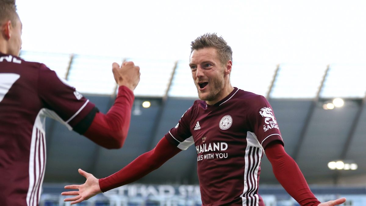 Sunday Premier League Betting Odds & Picks: Leicester City vs. West Ham United (Oct. 4) article feature image