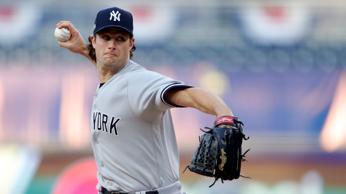 Yankees vs. Rays Betting Odds, Picks & Predictions: ALDS Game 5 (Oct. 9) article feature image