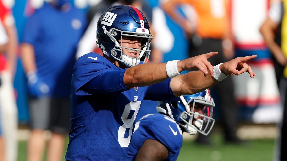 Giants vs. Cowboys Odds & Promos: Bet $1, Win $100 if There’s at Least 1 TD! article feature image