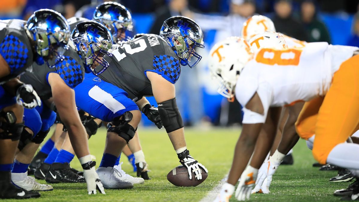 Tennessee vs. Kentucky Betting Odds & Pick: Bet the Wildcats in SEC Showdown (Saturday, Oct. 17) article feature image