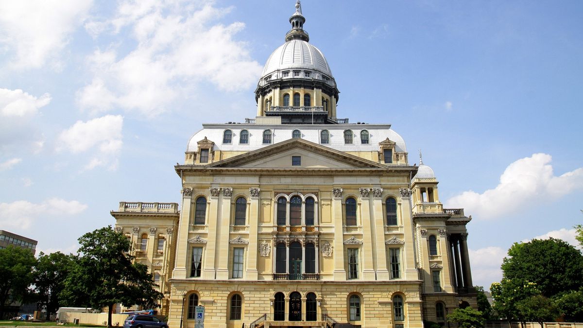 Illinois Extends Executive Order For Online Sports Betting Registration article feature image