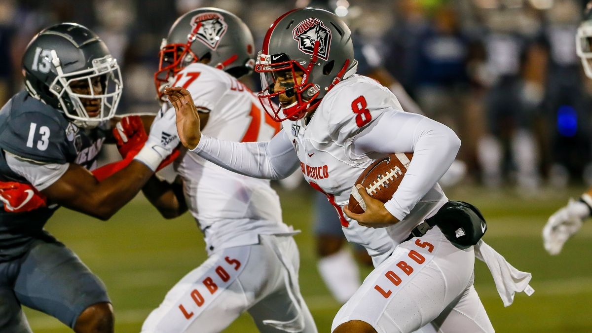 New Mexico vs. Utah State College Football Odds & Picks: Sharps Betting This Thanksgiving Night Spread (Nov. 26) article feature image
