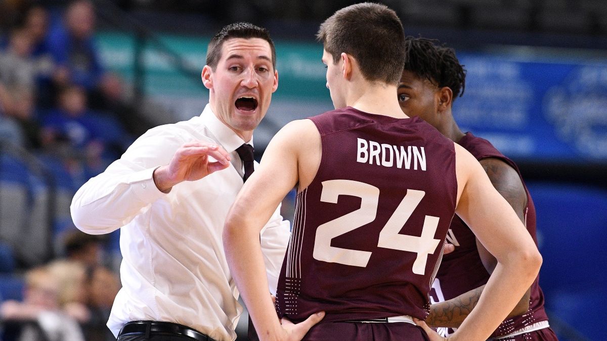 Thursday College Basketball Odds, Picks & Predictions: Big Money Moving North Dakota vs. Southern Illinois Spread article feature image