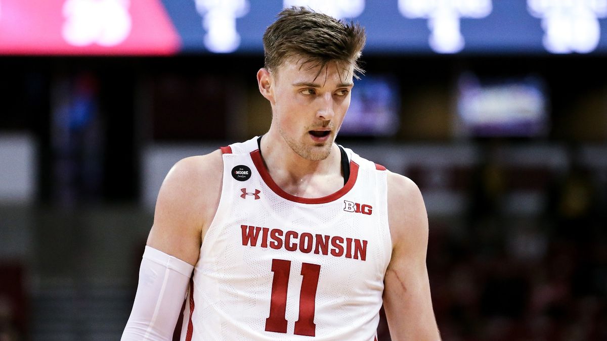 Maryland vs. Wisconsin College Basketball Odds & Picks: Bet the Badgers Early article feature image