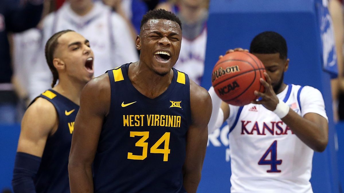 College Basketball Odds & Picks: Mike Randle’s Betting Card for Tuesday’s Hoops Slate (December 22) article feature image