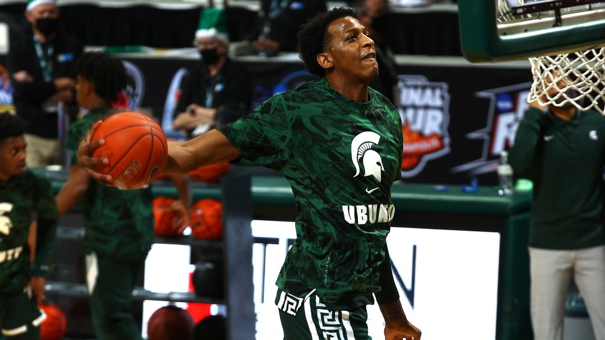 Tuesday College Basketball PRO Report: How Sharps are Betting Rutgers vs. Michigan State & Missouri vs. Mississippi State article feature image
