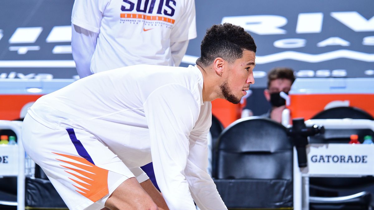 NBA Injury News & Starting Lineups (Feb. 1): Devin Booker Cleared to Play Monday article feature image
