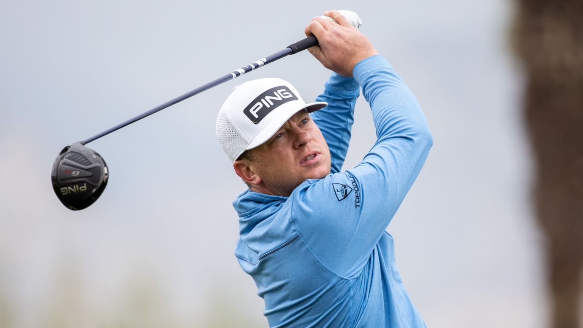 Waste Management Phoenix Open Round 2 Buys & Fades: Finding Value Using Strokes Gained Data article feature image