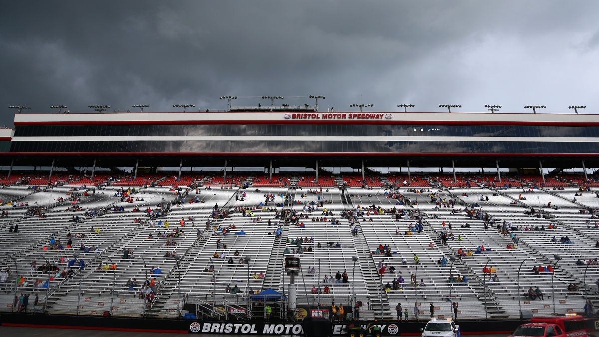 NASCAR at Bristol Weather Forecast: Will Rain Delay Sunday Night’s Food City Dirt Race? article feature image
