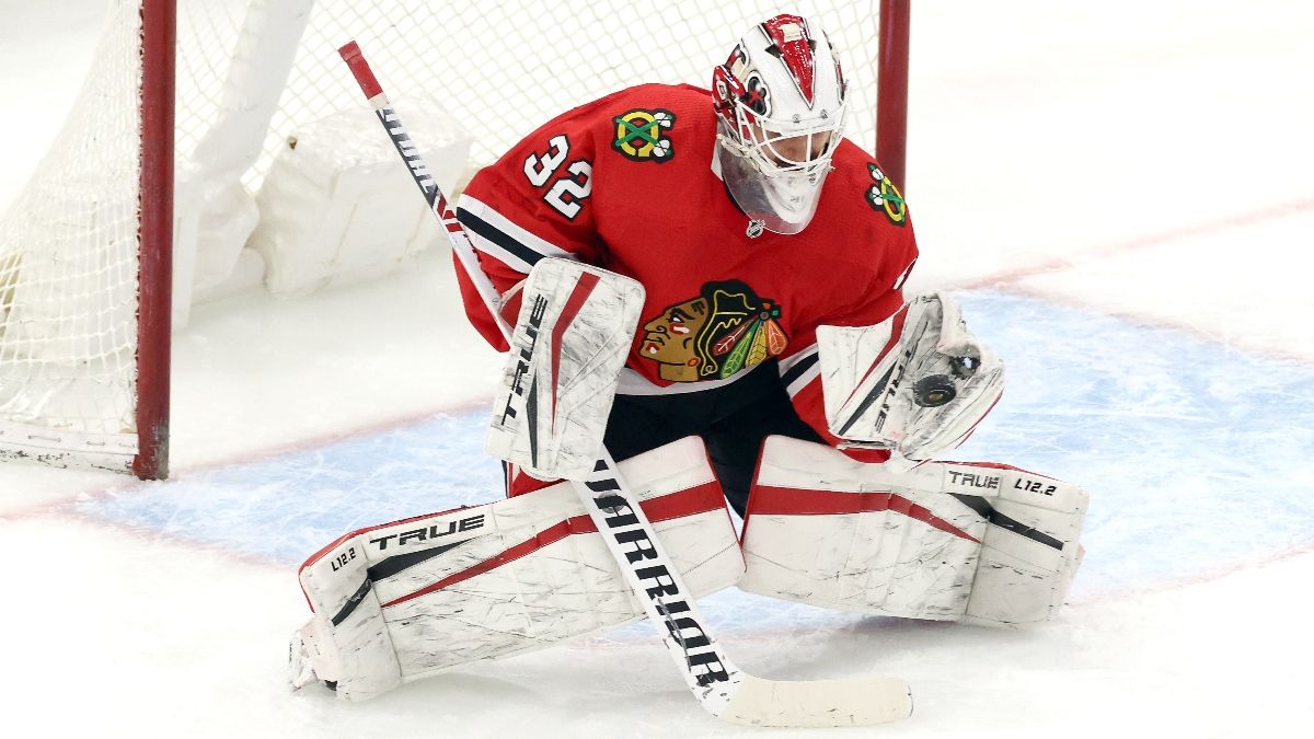 Lightning vs. Blackhawks NHL Betting Odds & Pick: Chicago Has Value as Heavy Underdog (Tuesday, April 27) article feature image