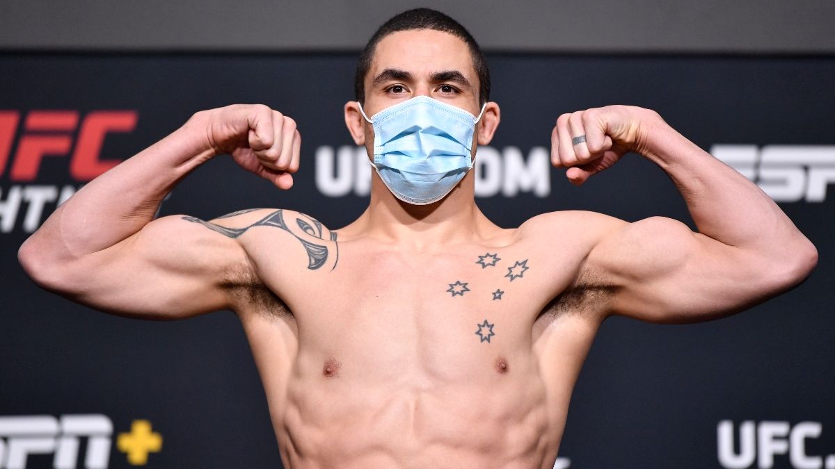 Robert Whittaker vs. Kelvin Gastelum UFC Fight Night Odds, Pick & Prediction: How To Back the Former Middleweight Champ (Saturday, April 17) article feature image