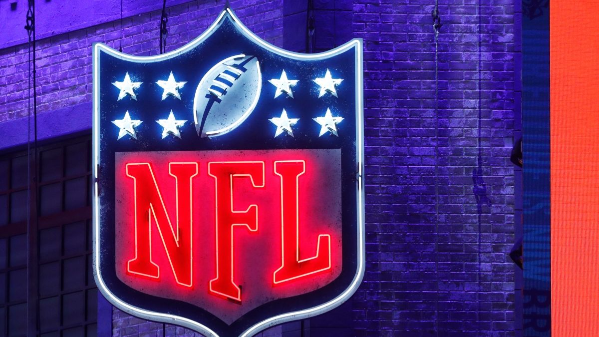 2021 NFL Draft TV Guide: Where To Watch, First Round Picks Order, More article feature image