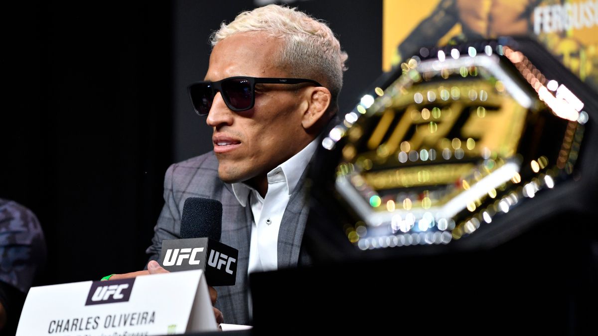UFC 262 Odds, Fights, TV Schedule: Charles Oliveira Remains Slight Favorite vs. Michael Chandler (Saturday, May 15) article feature image