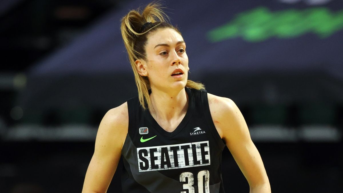 WNBA Odds, Predictions & Picks For All 3 Tuesday Games (May 18) article feature image