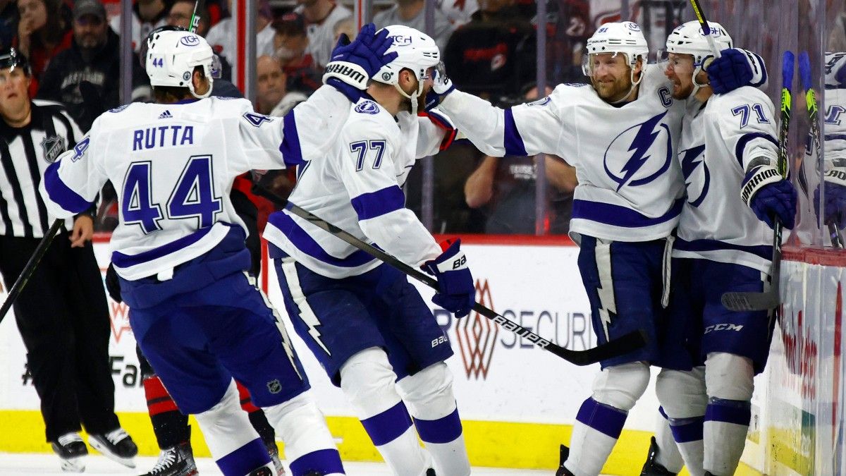 Hurricanes vs. Lightning Odds & Pick: Betting Value on Game 4’s Over/Under (June 5) article feature image