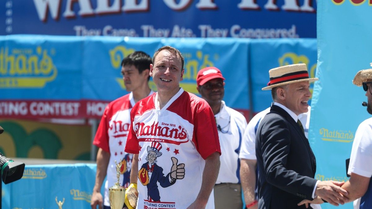 2021 Nathan’s Hot Dog Eating Contest Odds, Betting Picks, Exact Dog Predictions: Slow Year for Chestnut? article feature image