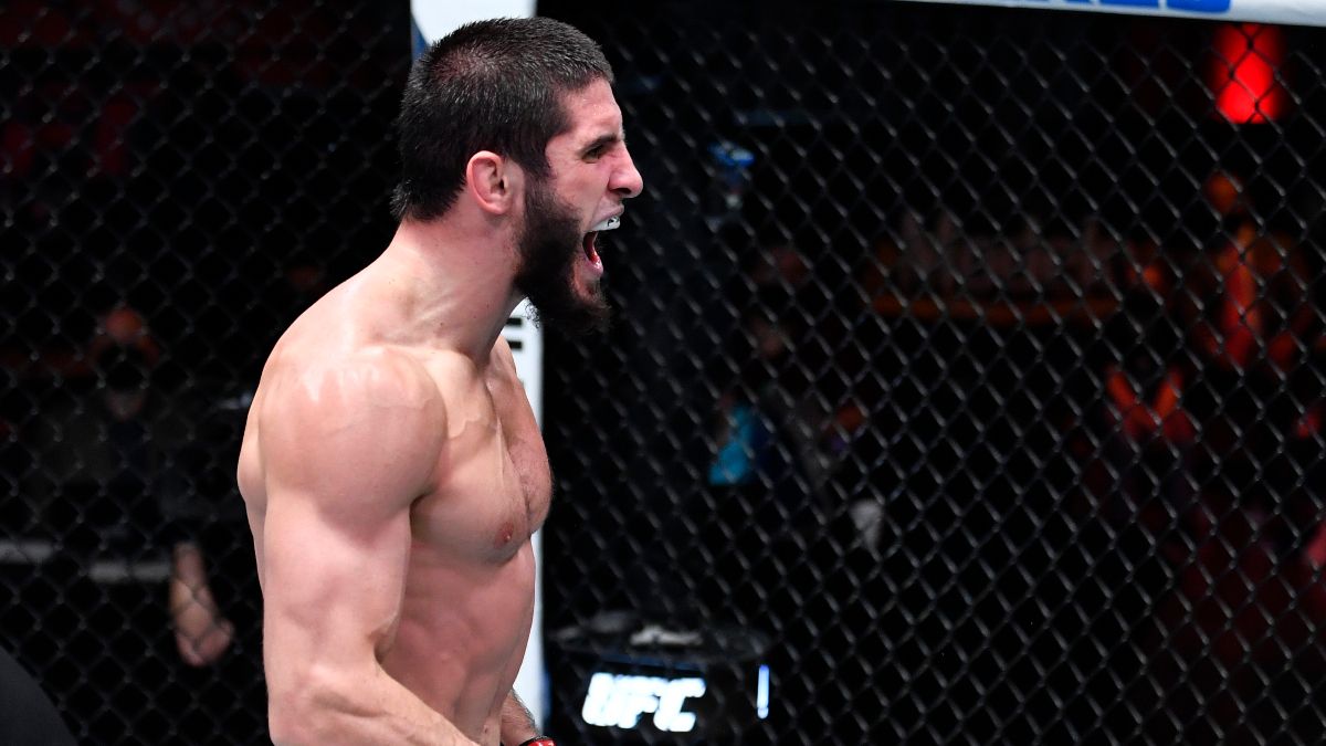 Islam Makhachev vs. Thiago Moises UFC Fight Night Odds, Pick & Prediction: How to Bet Saturday’s Main Event (July 17) article feature image