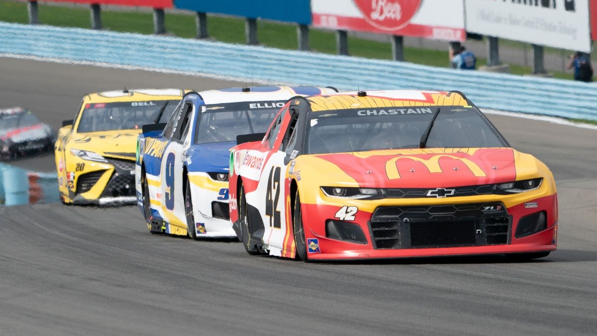 odds for nascar race this weekend