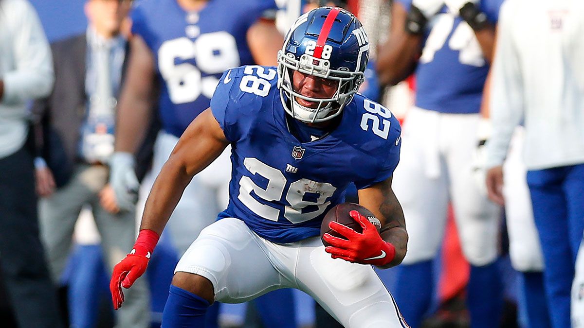 How To Target Devontae Booker On Fantasy Waiver Wire: How Much FAAB To Bid To Roster Giants RB article feature image