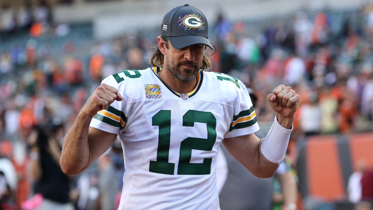 What Aaron Rodgers Said Friday About His Vaccination Status on Pat McAfee’s Show article feature image