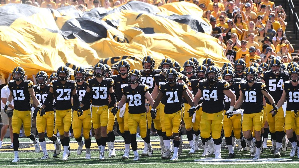 Iowa vs. Nebraska Odds, Promo: Bet $25, Win $225 if the Hawkeyes Cover +50! article feature image