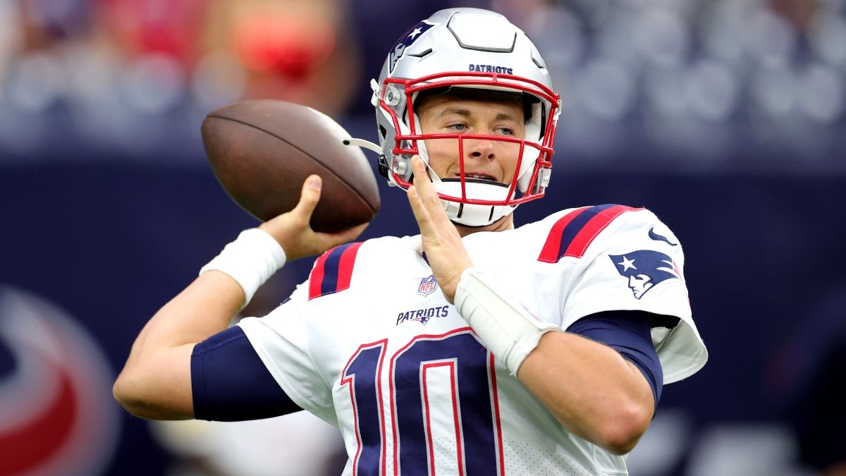 Patriots QB Mac Jones Moving Up Rookie of the Year, MVP Odds Boards Ahead of Thursday Night Football article feature image