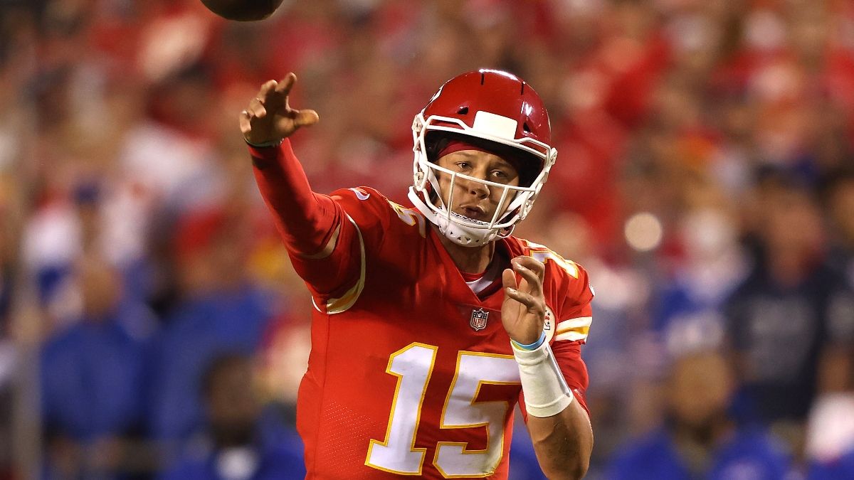 Chiefs vs. Steelers Odds, Promo: Bet $20, Win $205 if Mahomes Completes a Pass! article feature image