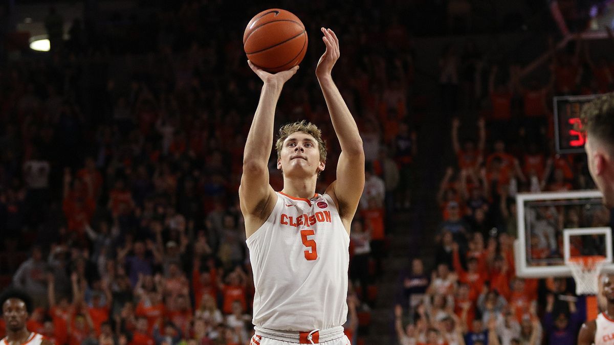 Clemson vs. Temple Odds & Picks: Bet Tigers in Thursday’s College Basketball Game (November 18) article feature image