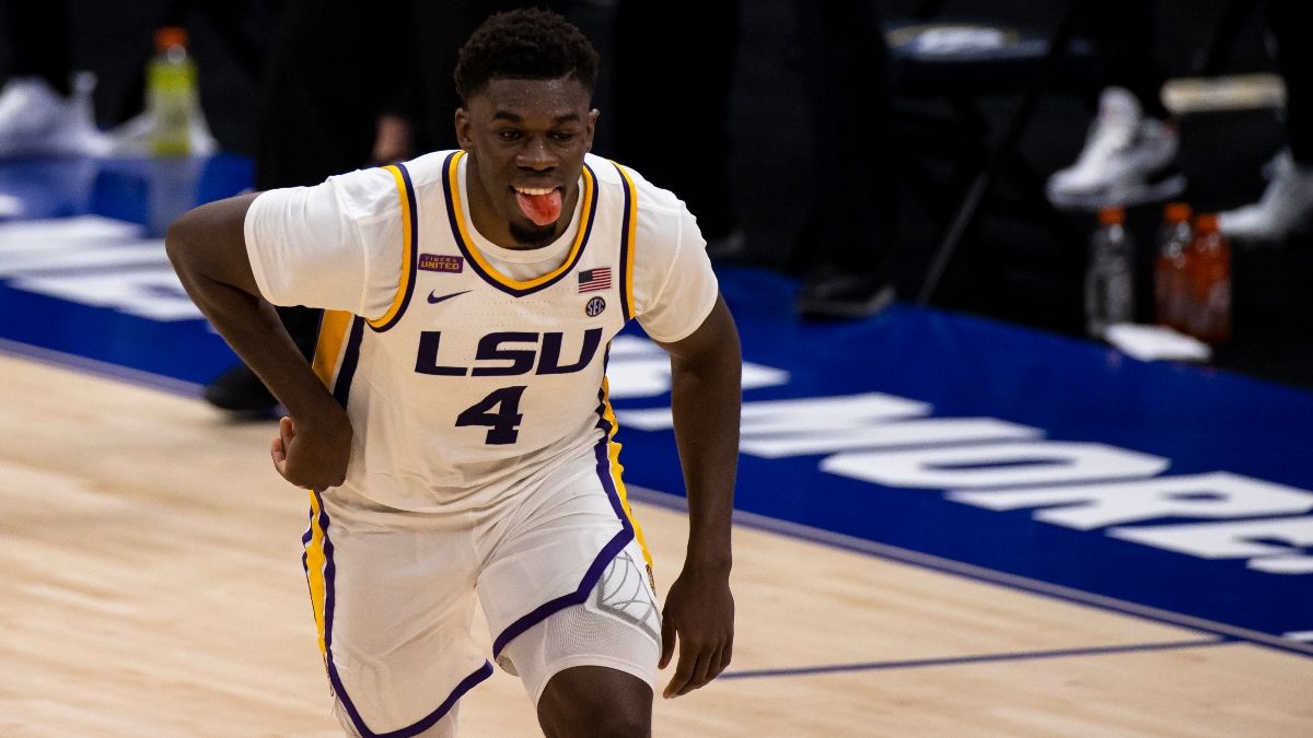 Liberty vs. LSU Odds & Picks: How to Bet Monday’s College Basketball Showdown (November 15) article feature image