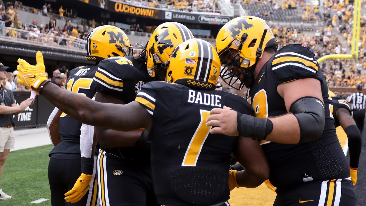College Football Odds, Picks, Predictions for Florida vs. Missouri: Back the Underdog on Senior Day article feature image