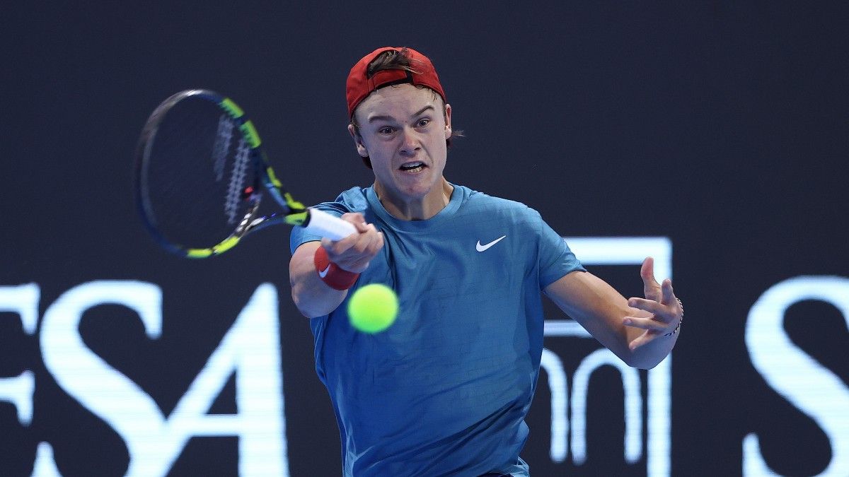 Tuesday ATP Tennis Odds and Picks: Best Bets in Stockholm and Milan (Nov. 9) article feature image
