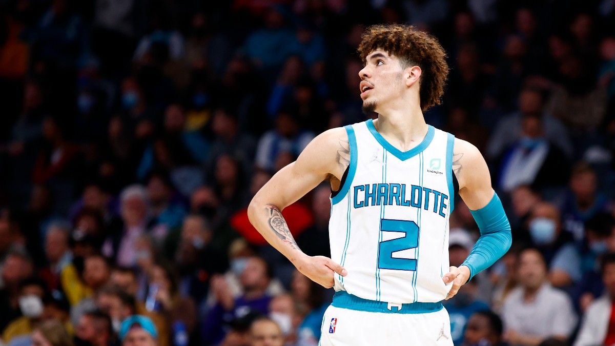 Sunday NBA Odds, Picks, Predictions for Clippers vs. Hornets: Experts Targeting Spread, Total (Jan. 30) article feature image