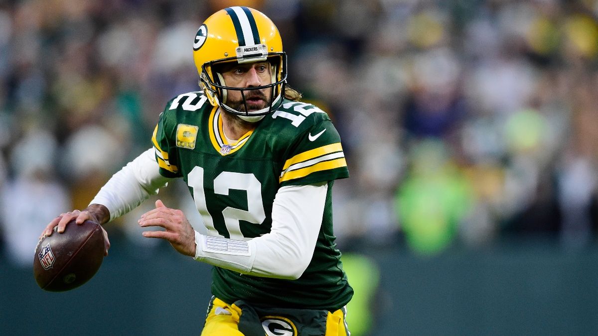 Packers vs. Bears Odds, Promos: Bet $20, Win $205 if Aaron Rodgers Completes a Pass, and More! article feature image